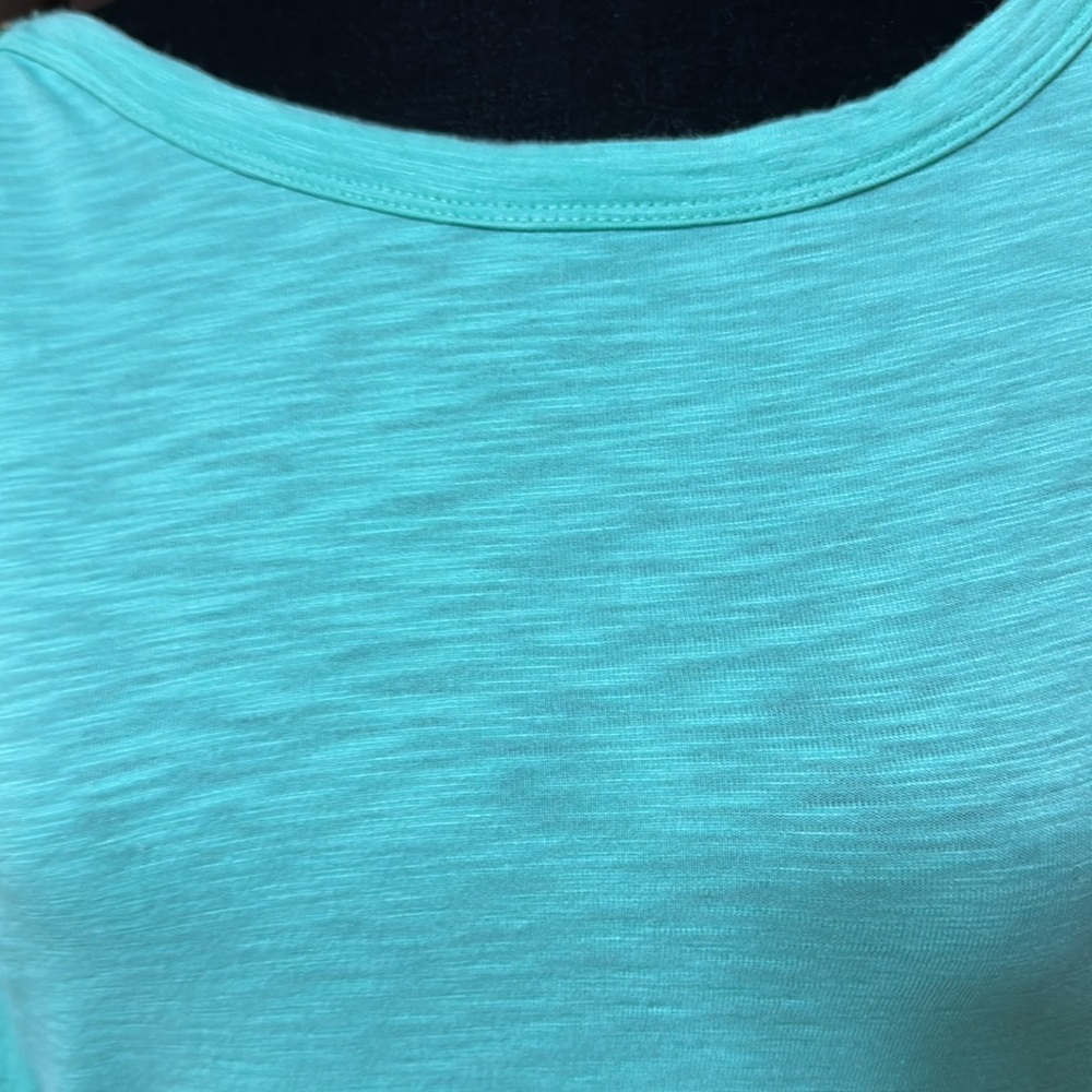 Talbots Tee - Picture 2 of 10